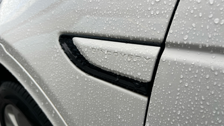 Land Rover Discovery Sport 2.0 D180 R-Dynamic SE 5dr Auto Diesel Station Wagon